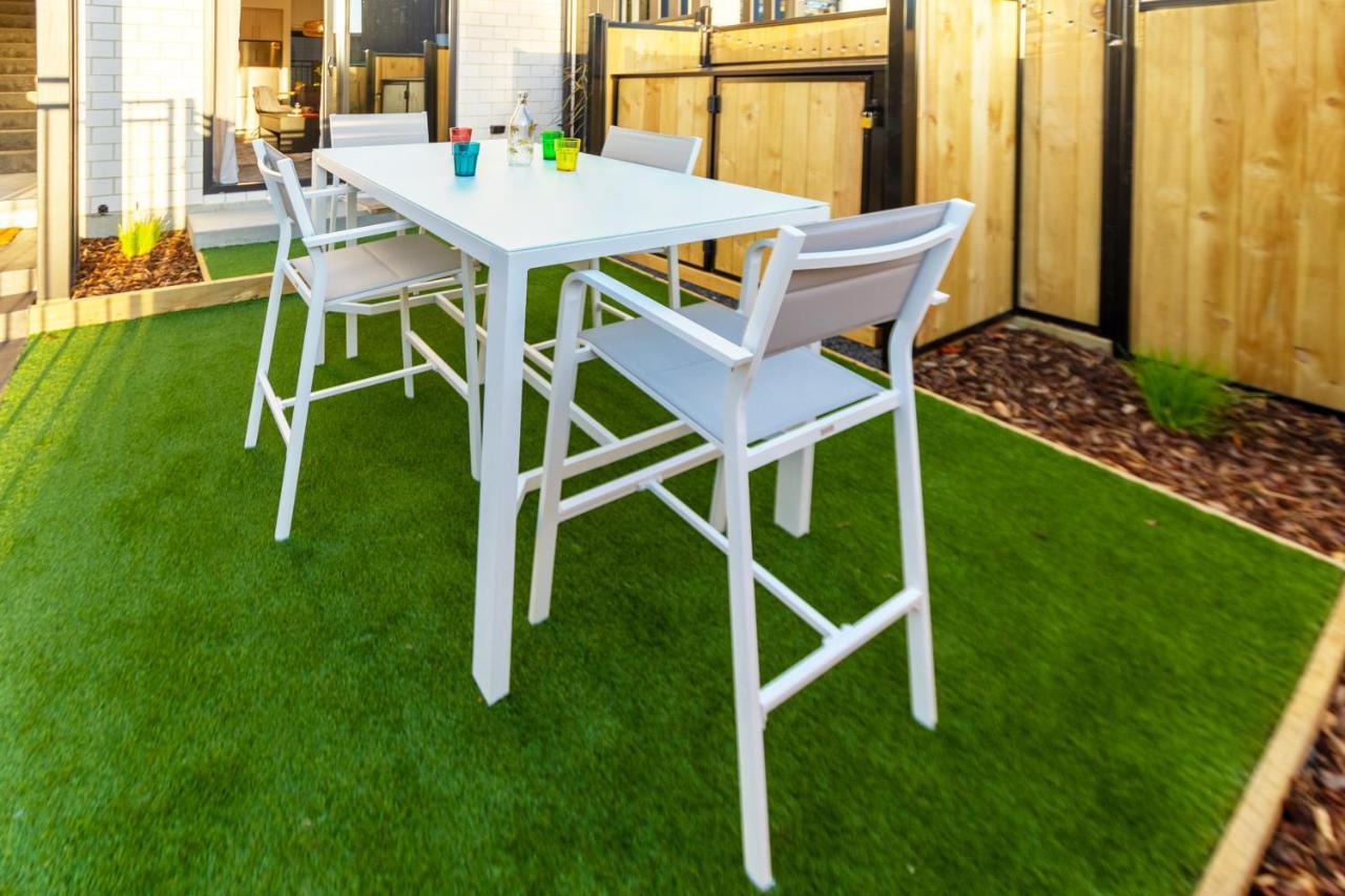 Modern 3 Bed Overlooking Hagley Park ไครสต์เชิร์ช ภายนอก รูปภาพ